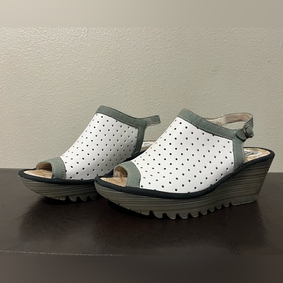 Fly London "Yile" Perforated Leather Wedge Size 7.5-8 - Picture 9 of 12